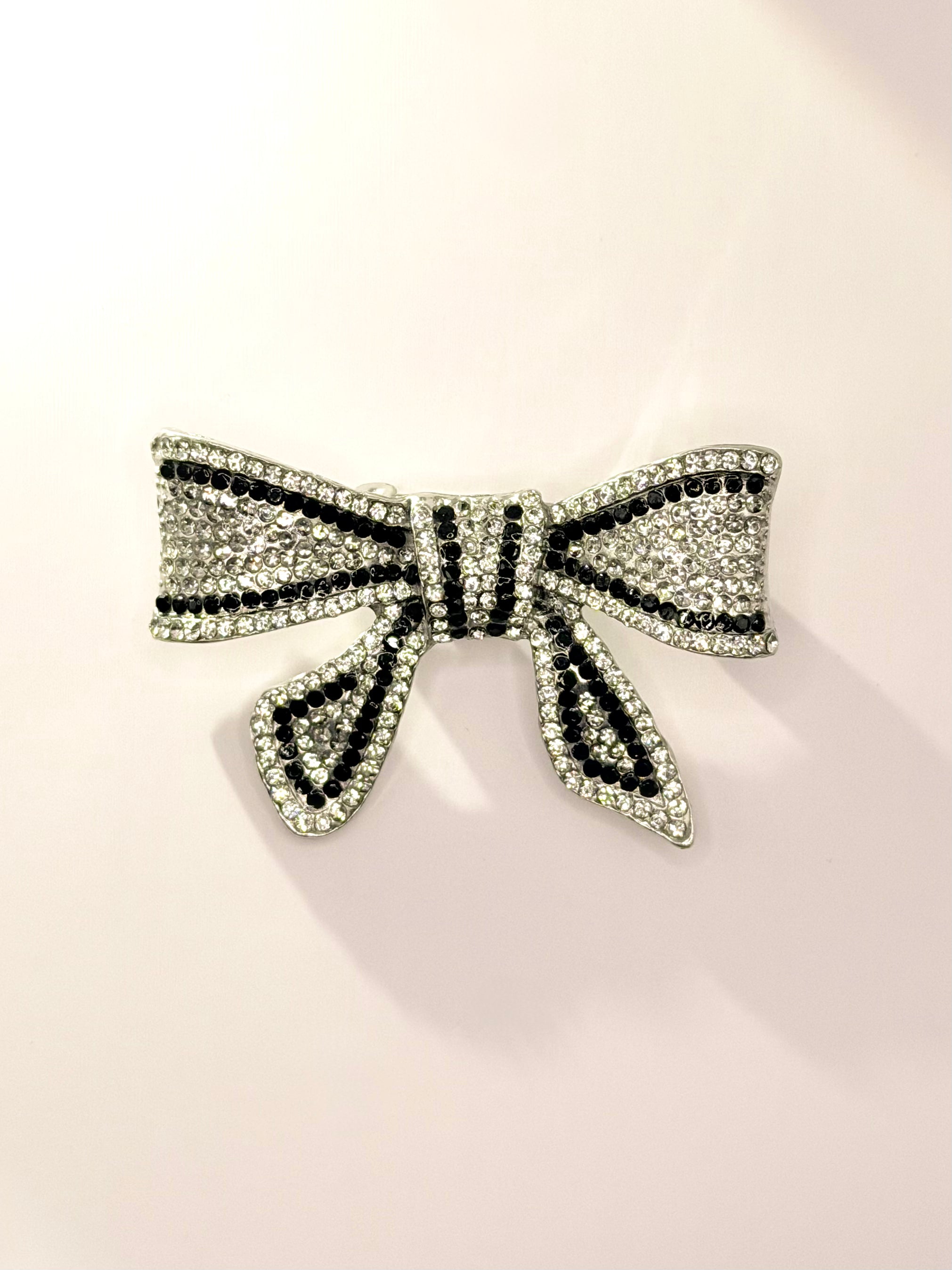 Elegant Crystal Bow Brooch Front