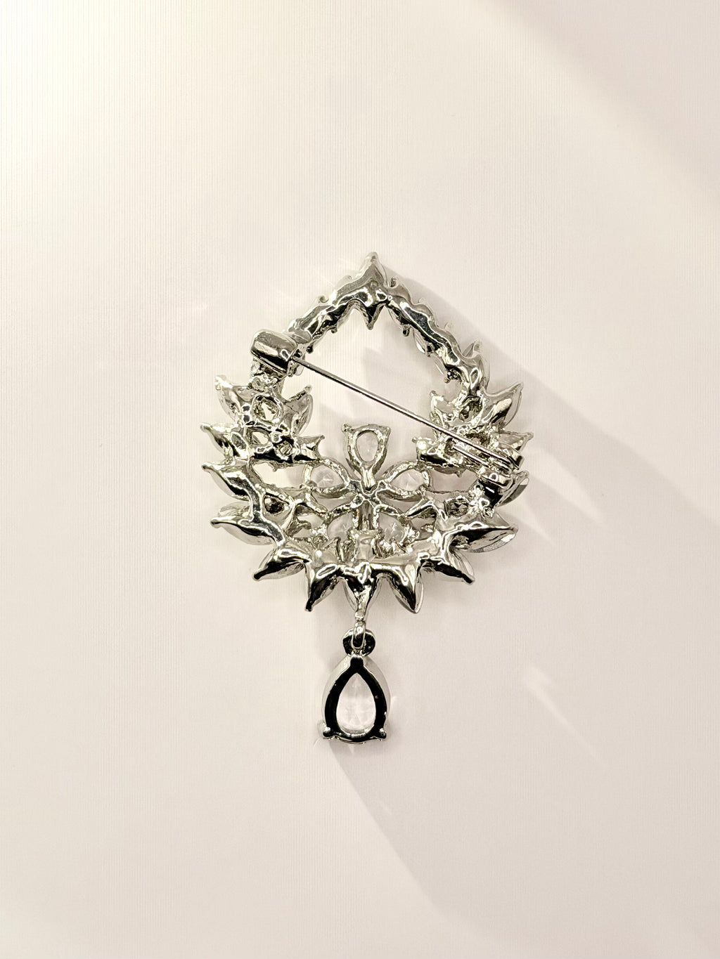 Radiant Vintage Wreath Crystal Brooch with Teardrop Pendant